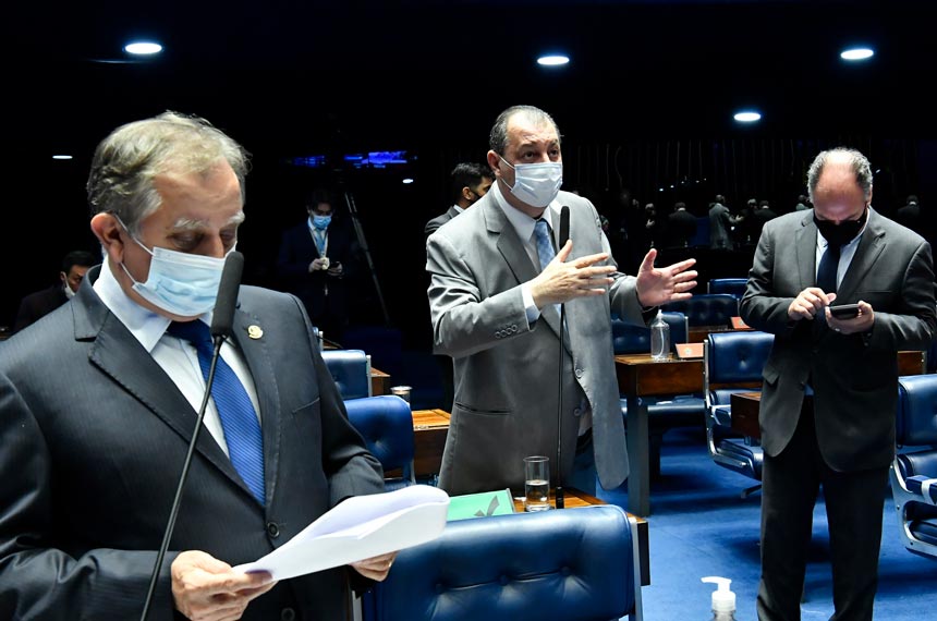 Senado Aprova: proteção a entregadores de aplicativos entre os destaques da semana Imagem referente a Senado Aprova: proteção a entregadores de aplicativos entre os destaques da semana