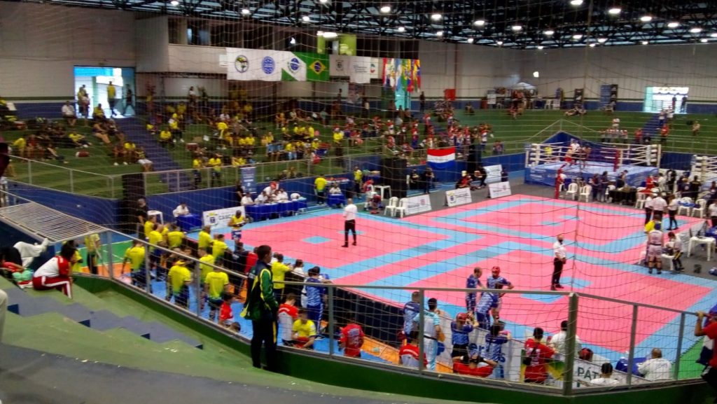 Sul-Americano de Kickboxing é oportunidade de conhecer a modalidade que será ofertada na rede municipal de ensino
