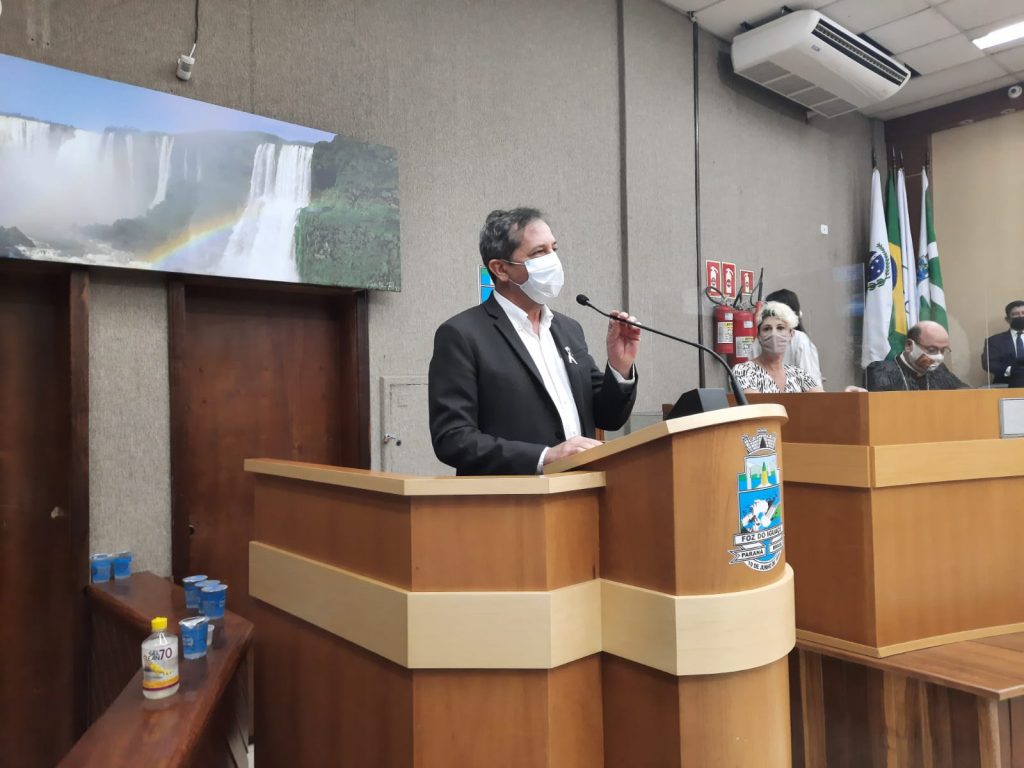 Em Sessão Solene na Câmara, prefeito defende ampliação da promoção e proteção dos direitos humanos