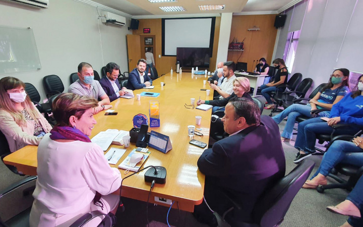 Fomento Paraná busca parcerias na região Centro-Sul para facilitar acesso ao crédito Imagem referente a Fomento Paraná busca parcerias na região Centro-Sul para facilitar acesso ao crédito