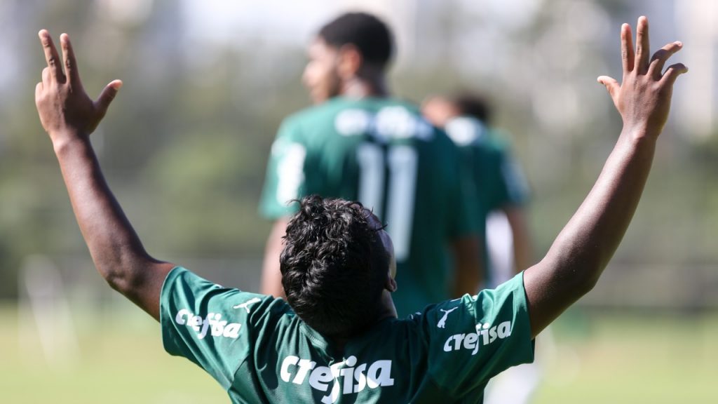 Dobradinha decisiva: Sub-15 e Sub-17 do Palmeiras estão na final do Campeonato Paulista