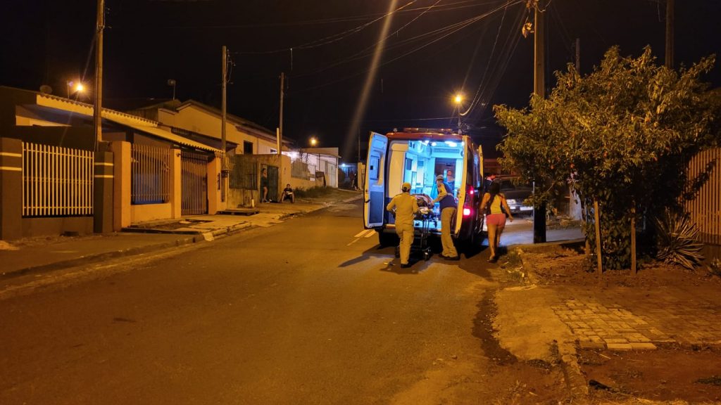 Mulher reage à ameaça de ex-companheiro e o acerta com uma taça de vidro no Santa Felicidade