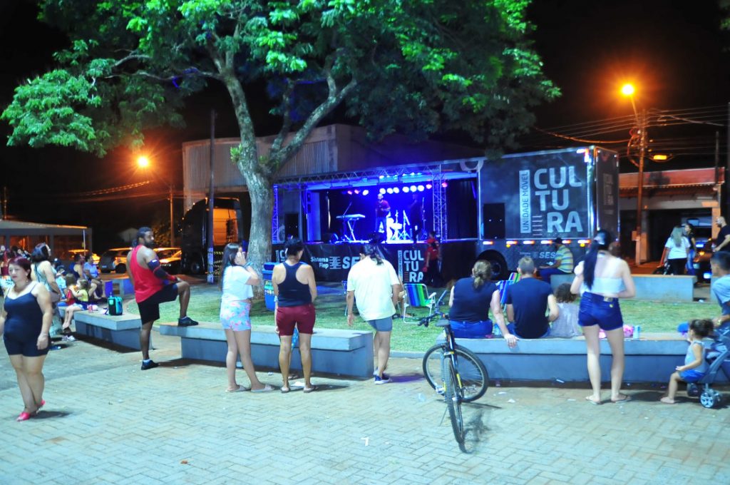 Semana começa com destaques na programação do Natal e Águas e Luzes