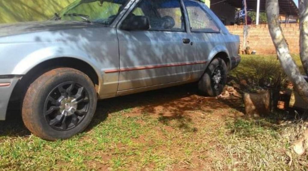 Escort Hobby placas CVR 2727 foi furtado em Cascavel
