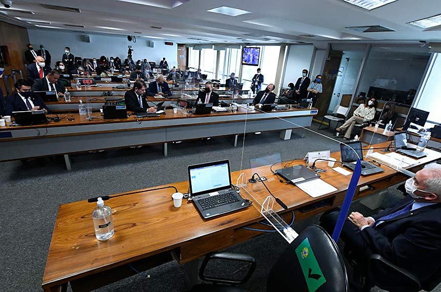 CAE ouve três indicados ao Tribunal de Contas da União; decisão será do Plenário Imagem referente a CAE ouve três indicados ao Tribunal de Contas da União; decisão será do Plenário