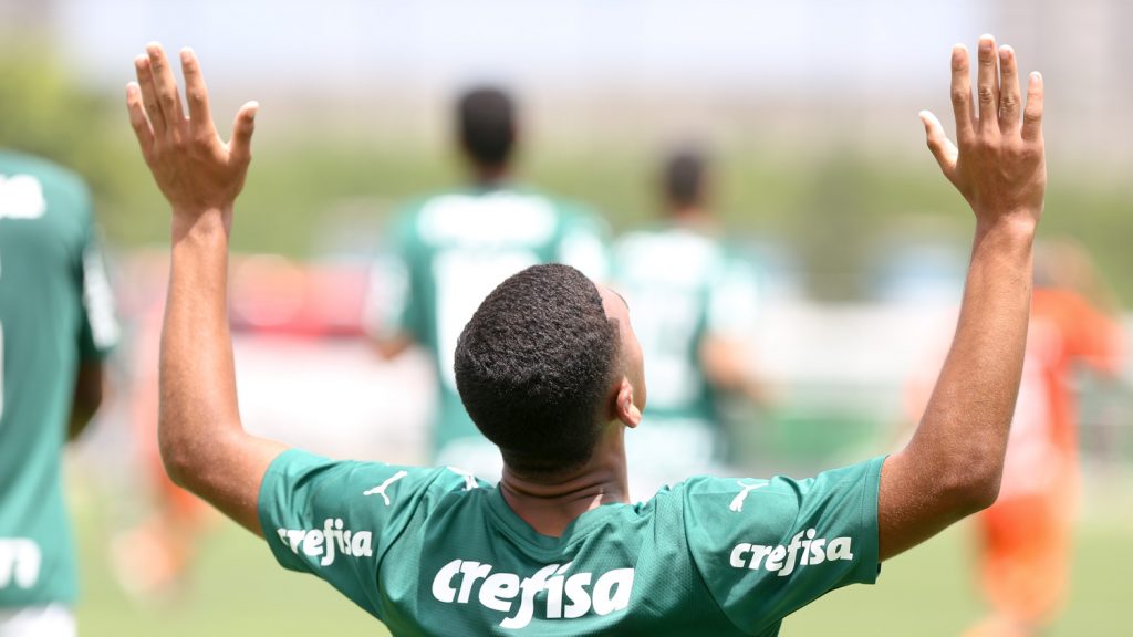 Verdão abre final do Paulista Sub-15 contra a Ferroviária em Santana de Parnaíba-SP