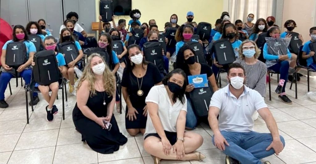 Turma da Escola Haydee Colli Monteiro vence hackaton da educação municipal