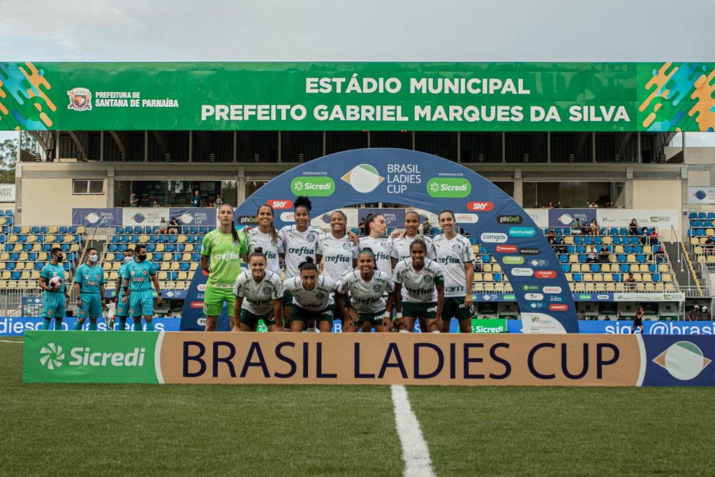 Com gol de Bruna Calderan, Alviverde vence Flamengo no Brasil Ladies Cup