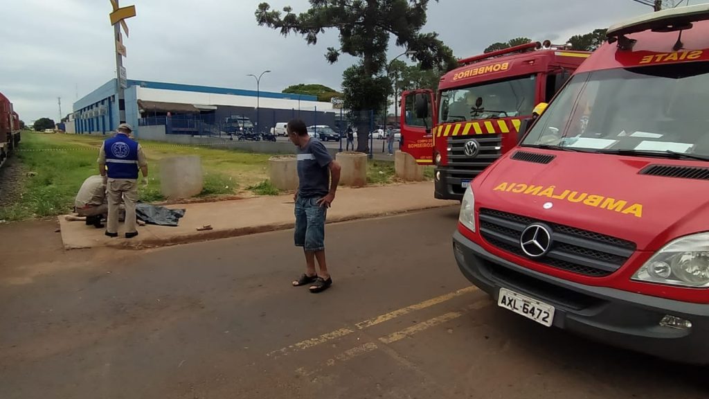 Idoso de 82 anos morre ao ser atropelado por trem em Cambé