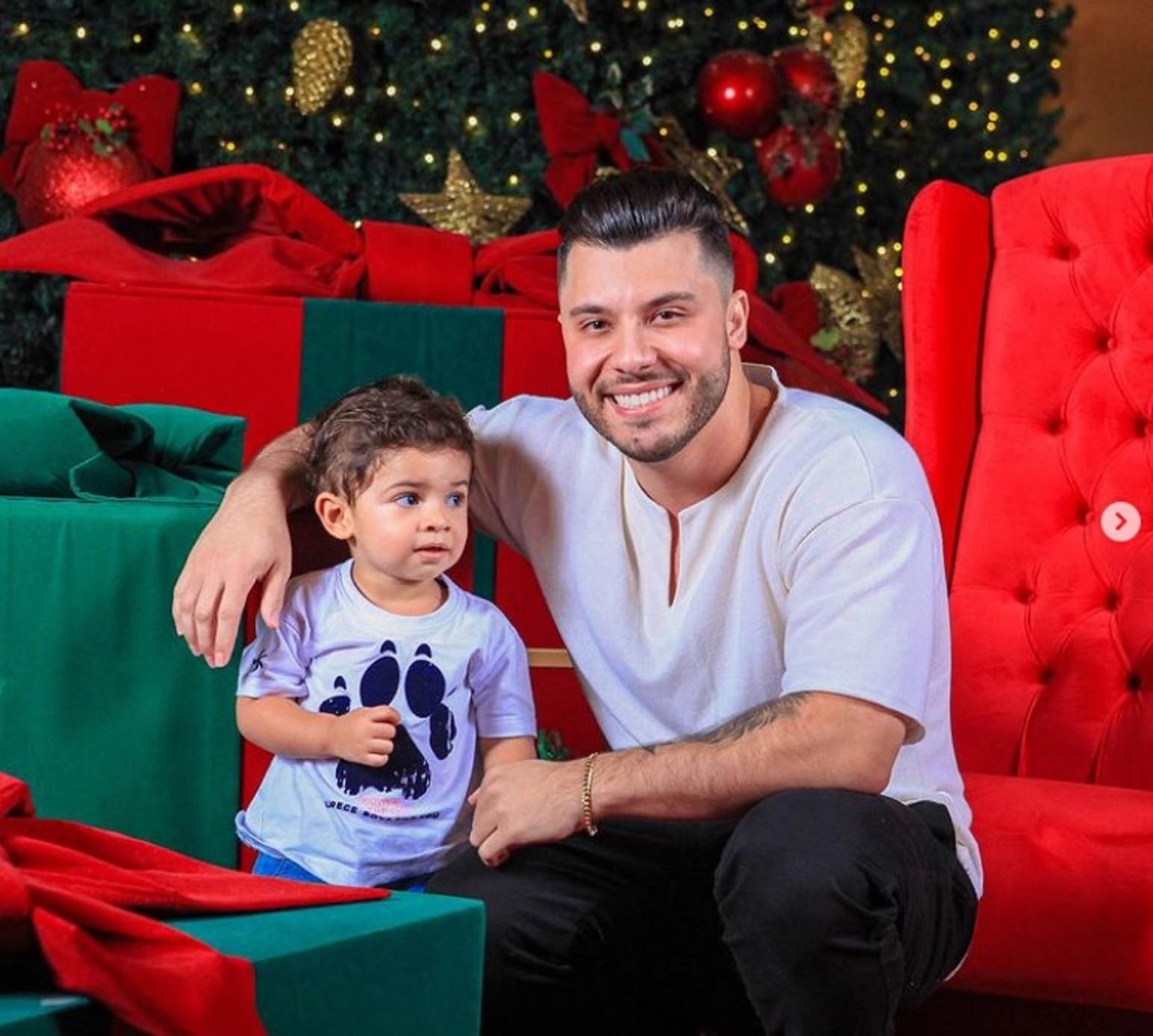 Filho de Marília Mendonça completa dois anos com homenagem do pai Filho de Marília Mendonça completa dois anos com homenagem do pai