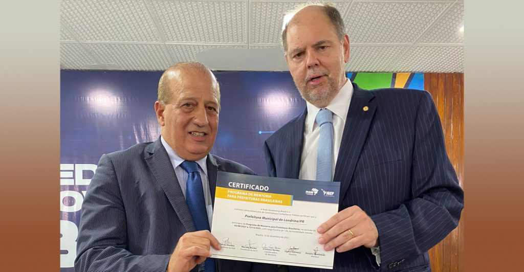 Prefeitura recebe certificado de programa de mentoria sobre governança pública