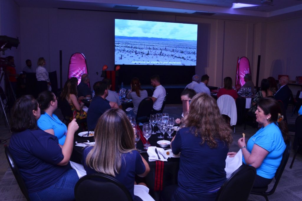Salta escolhe Foz do Iguaçu para retomada do turismo Brasil-Argentina