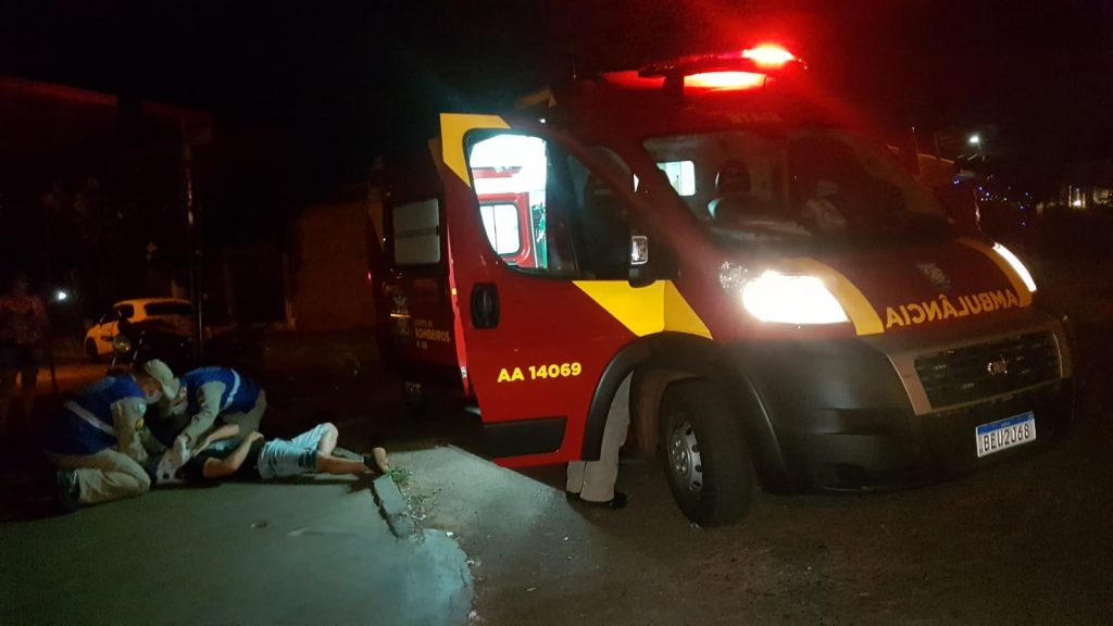 Moto e Gol se envolvem em colisão deixando homem ferido no Bairro Presidente