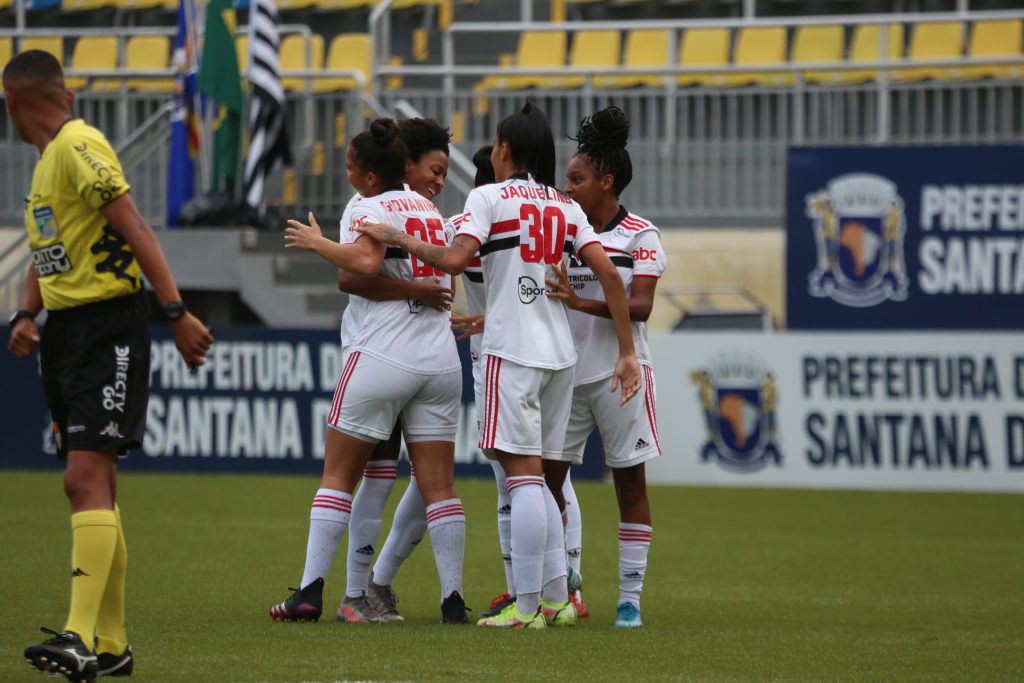 São Paulo enfrenta o Santos por título do Brasil Ladies Cup