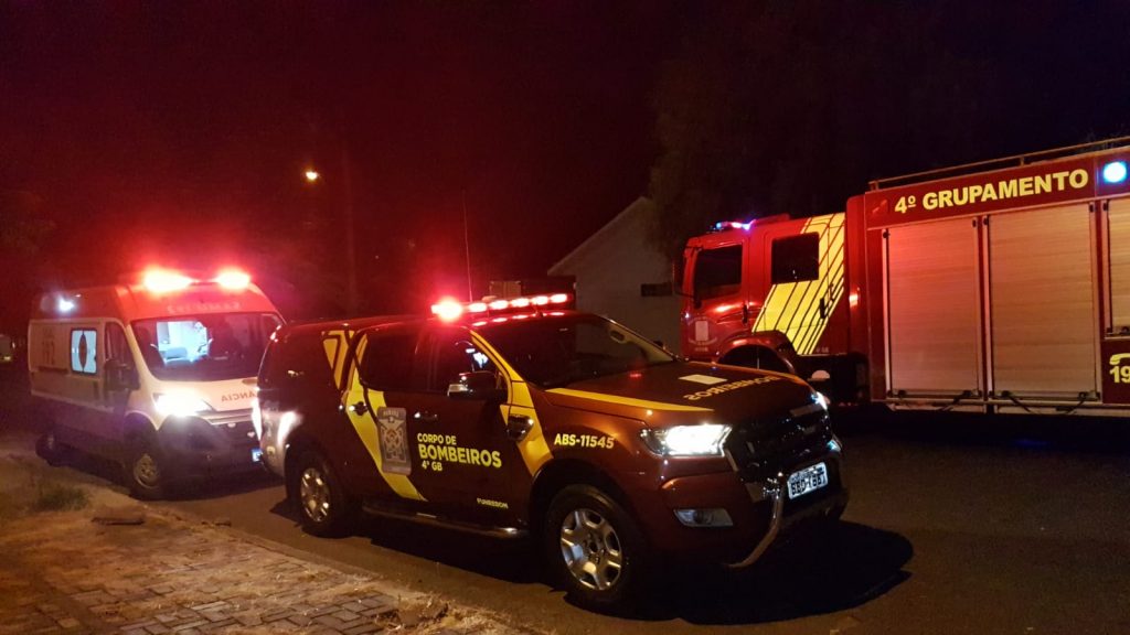 Com problemas clínicos, homem mobiliza equipes do Siate e Samu ao Bairro Maria Luíza