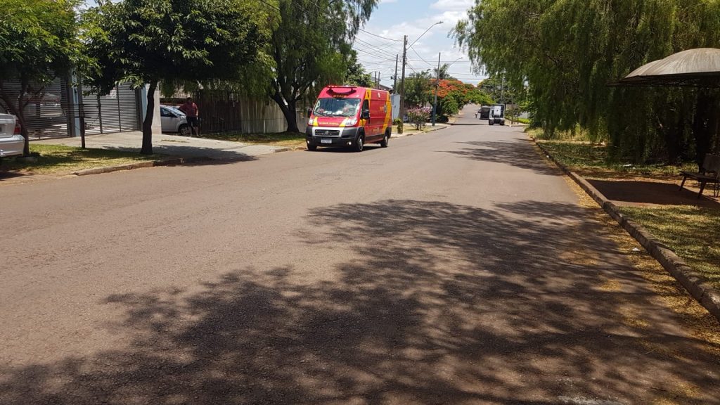 Criança de 1 ano e 10 meses cai do sofá, sofre corte na cabeça e é levada para a Upa Tancredo Criança de 1 ano e 10 meses cai do sofá, sofre corte na cabeça e é levada para a Upa Tancredo