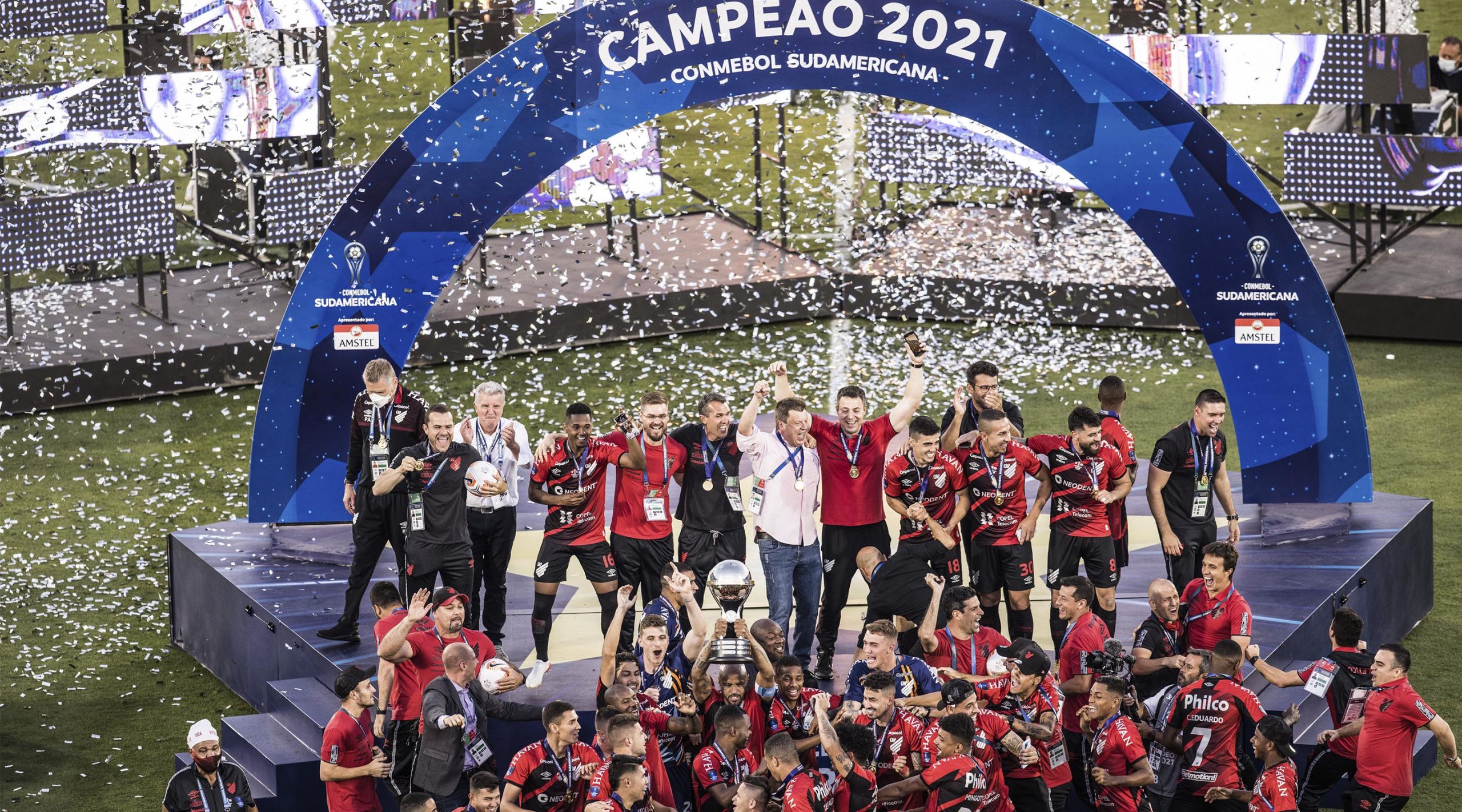 7 momentos inesquecíveis do bicampeonato da CONMEBOL Sul-Americana Imagem referente a 7 momentos inesquecíveis do bicampeonato da CONMEBOL Sul-Americana