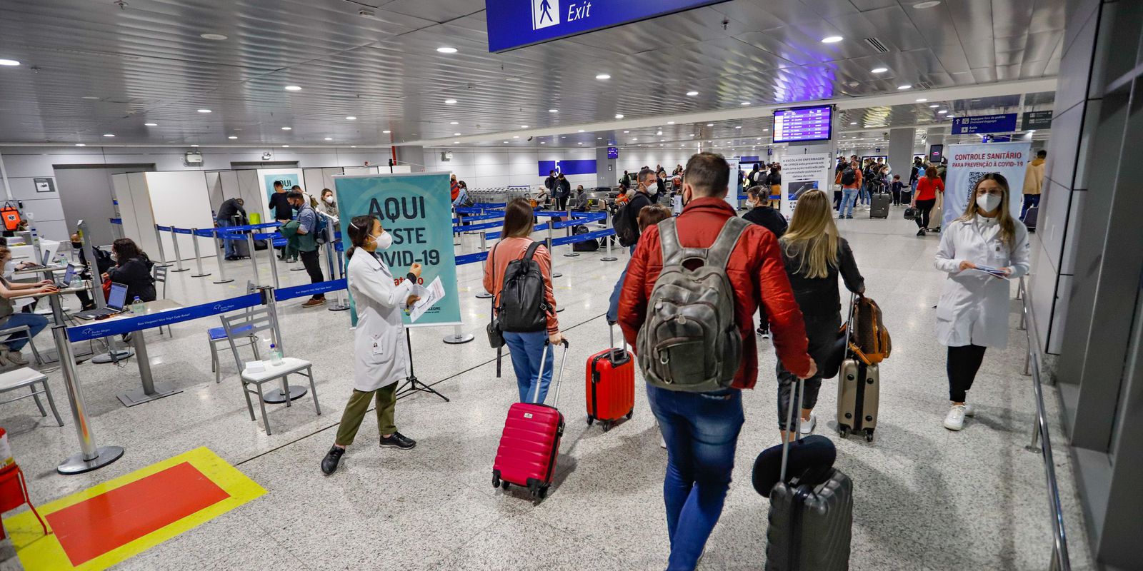 Imagem referente a Governo passa a exigir comprovante de vacinação para entrar no Brasil