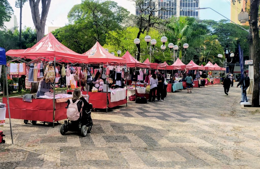 Feira Arte Mulher oferece produtos de artesãs locais até quinta-feira (23)