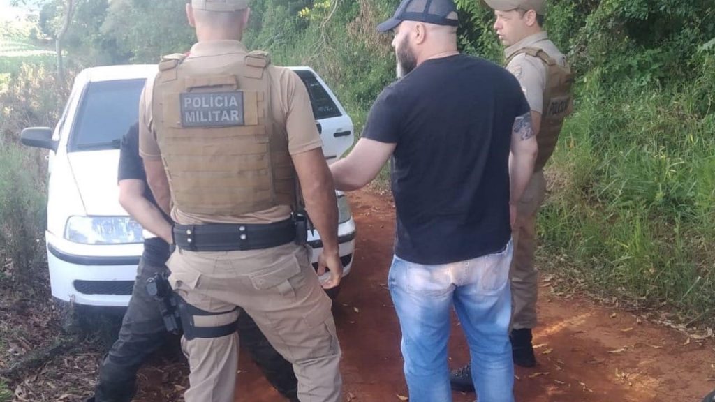 Ação conjunta prende homem acusado de feminicídio e sequestro registrados em Mangueirinha