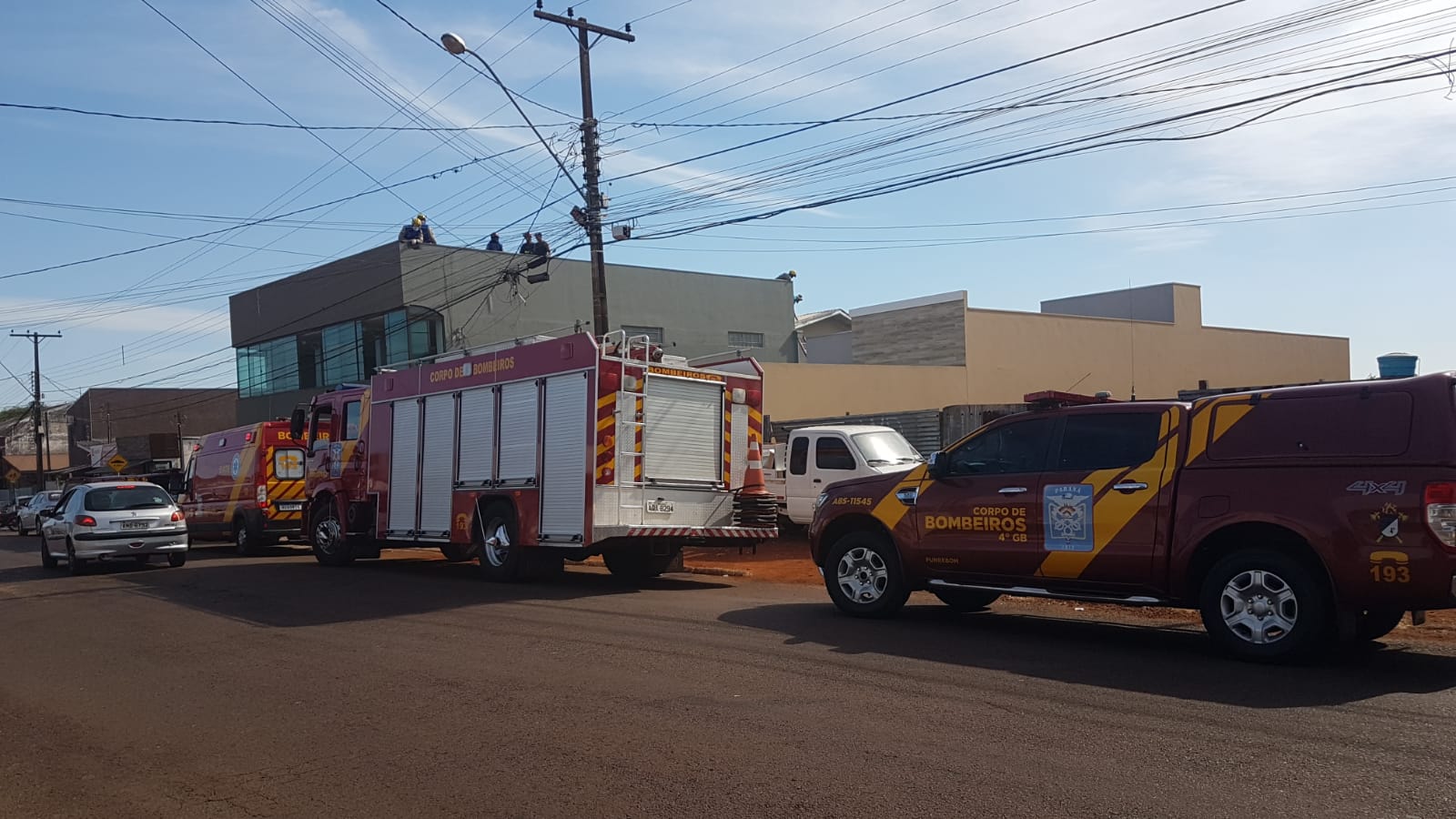 Trabalhador sofre choque elétrico durante reforma em imóvel no Bairro Brasília