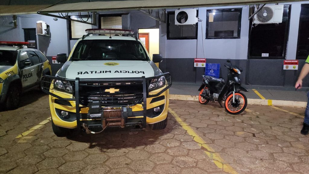 ROCAM apreende menor de 14 anos com moto que estava com chassi e motor pinados no Parque São Paulo