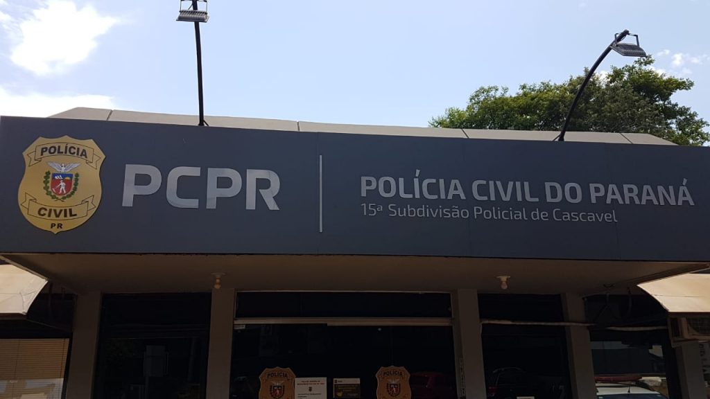 Honda Biz amarela e placa APZ 1157 foi furtada no Centro