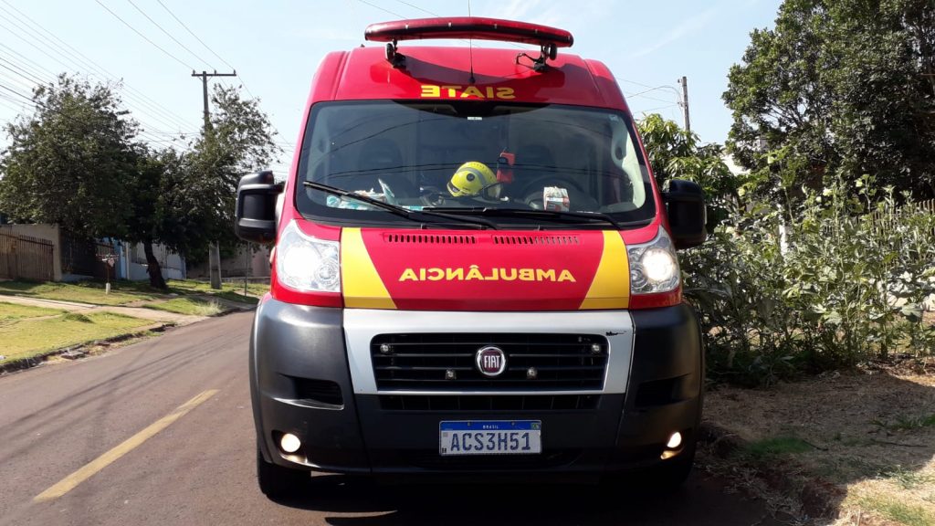 Soltando bombinha, menino de sete anos fica ferido e tem lesão na mão