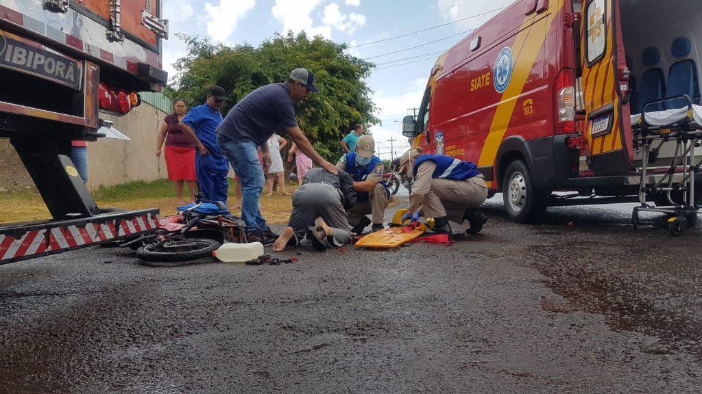 Idoso de 80 anos fica gravemente ferido após acidente no Bairro Cataratas em Cascavel