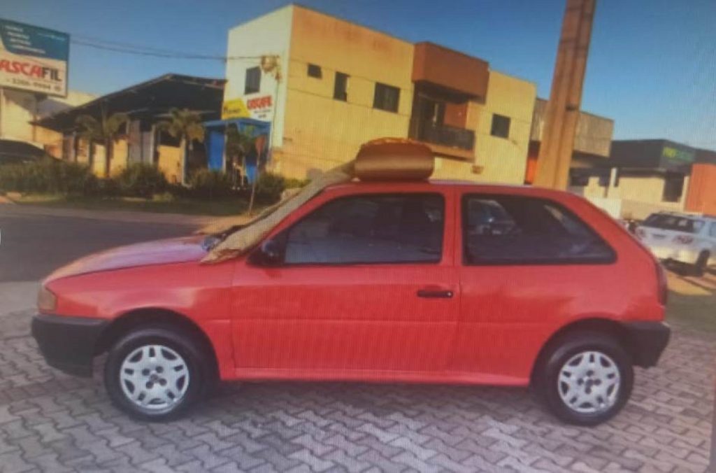 Gol placas ABW 8F12 foi furtado no Santa Cruz Gol placas ABW 8F12 foi furtado no Santa Cruz