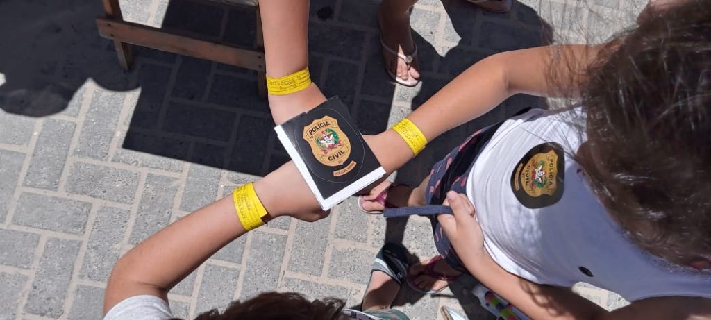 Polícia Civil promove ações no litoral catarinense para garantir a segurança da população durante o verão
