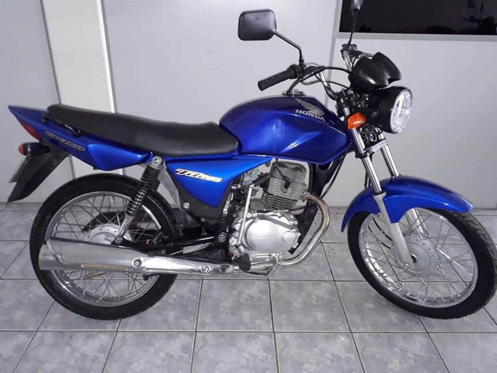 Moto placa MCO 5706 foi furtada no Country Moto placa MCO 5706 foi furtada no Country