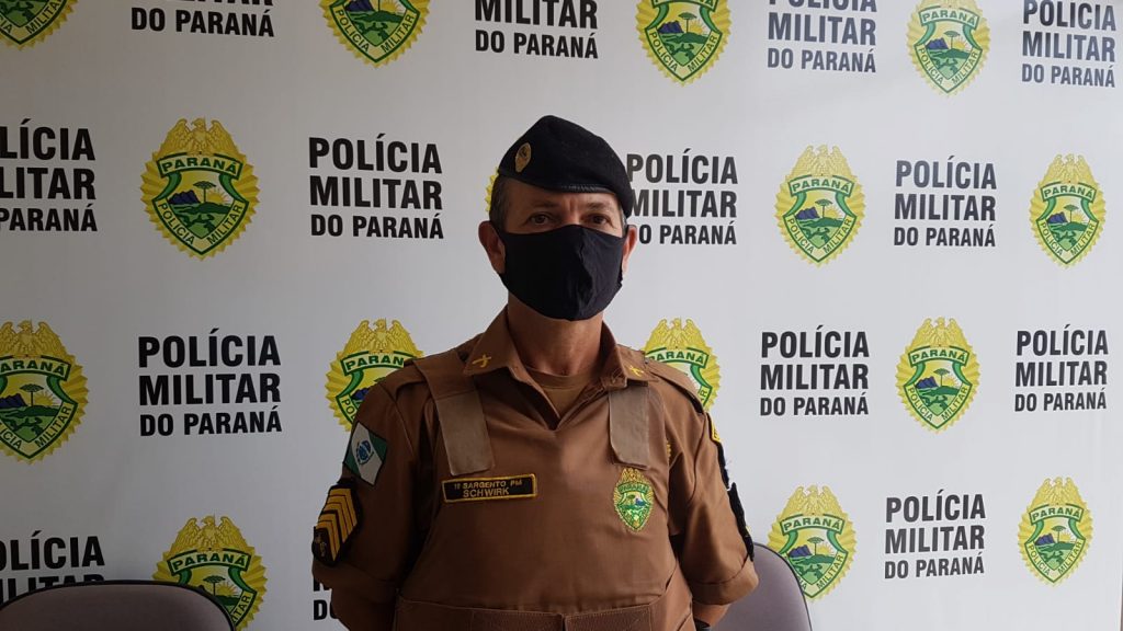 Polícia procura bandidos que roubaram veículo Citroen
