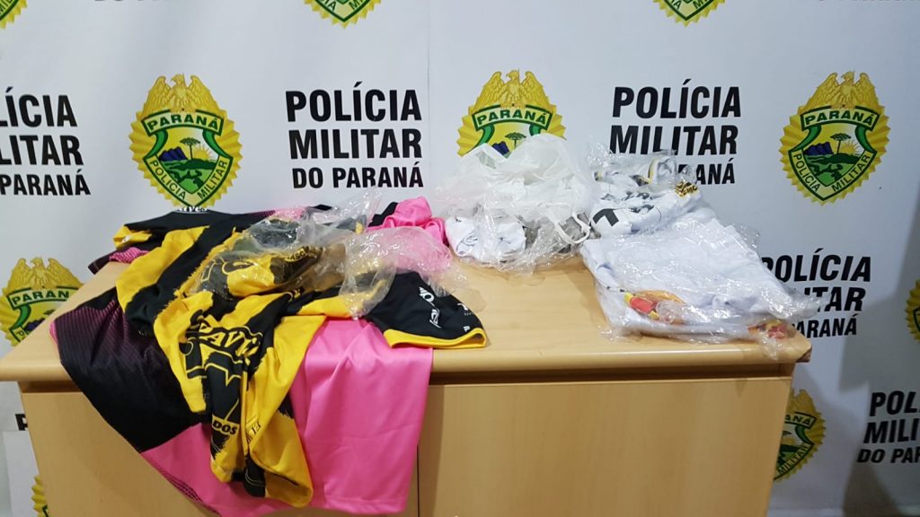 Camisas do Cascavel furtadas em loja oficial do clube são recuperadas; produtos estavam sendo revendidos