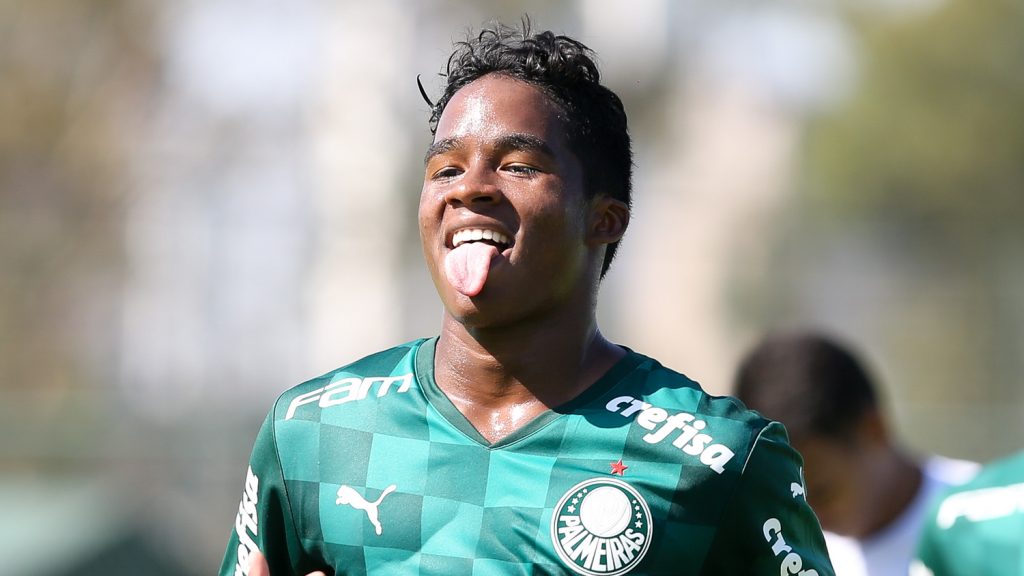 Endrick se torna o jogador mais jovem a marcar pelo Palmeiras na Copinha