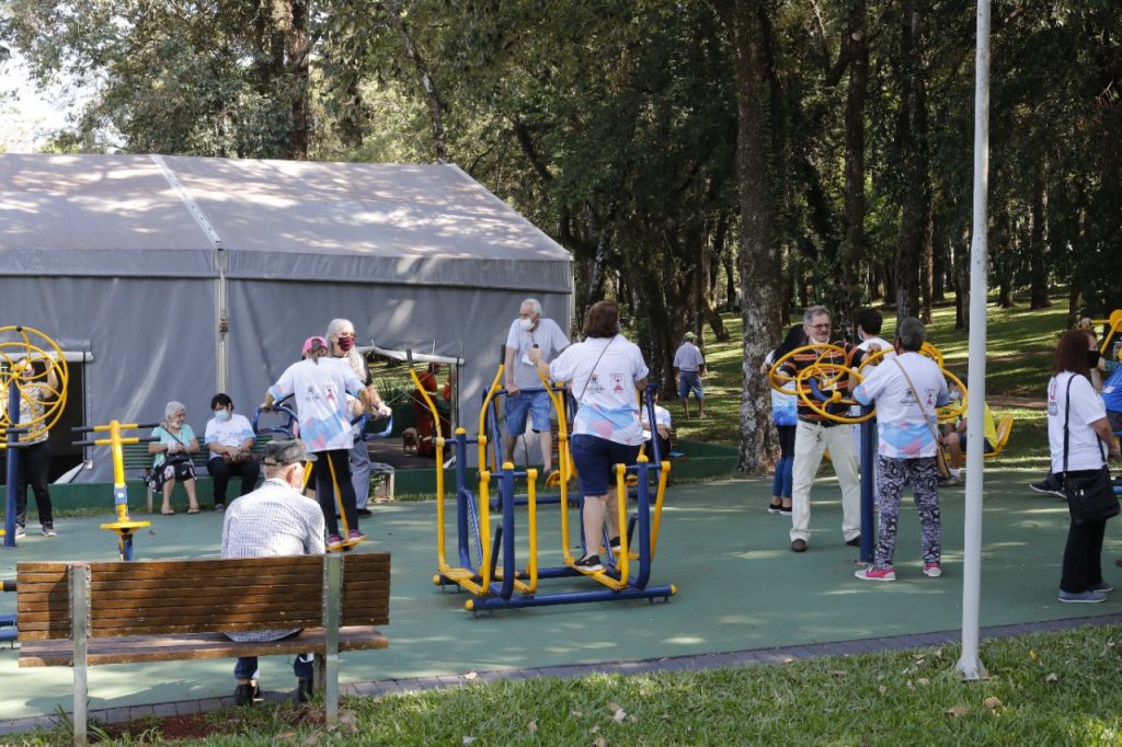 Cidade do Idoso volta com atividades normais no Parque Tarquínio