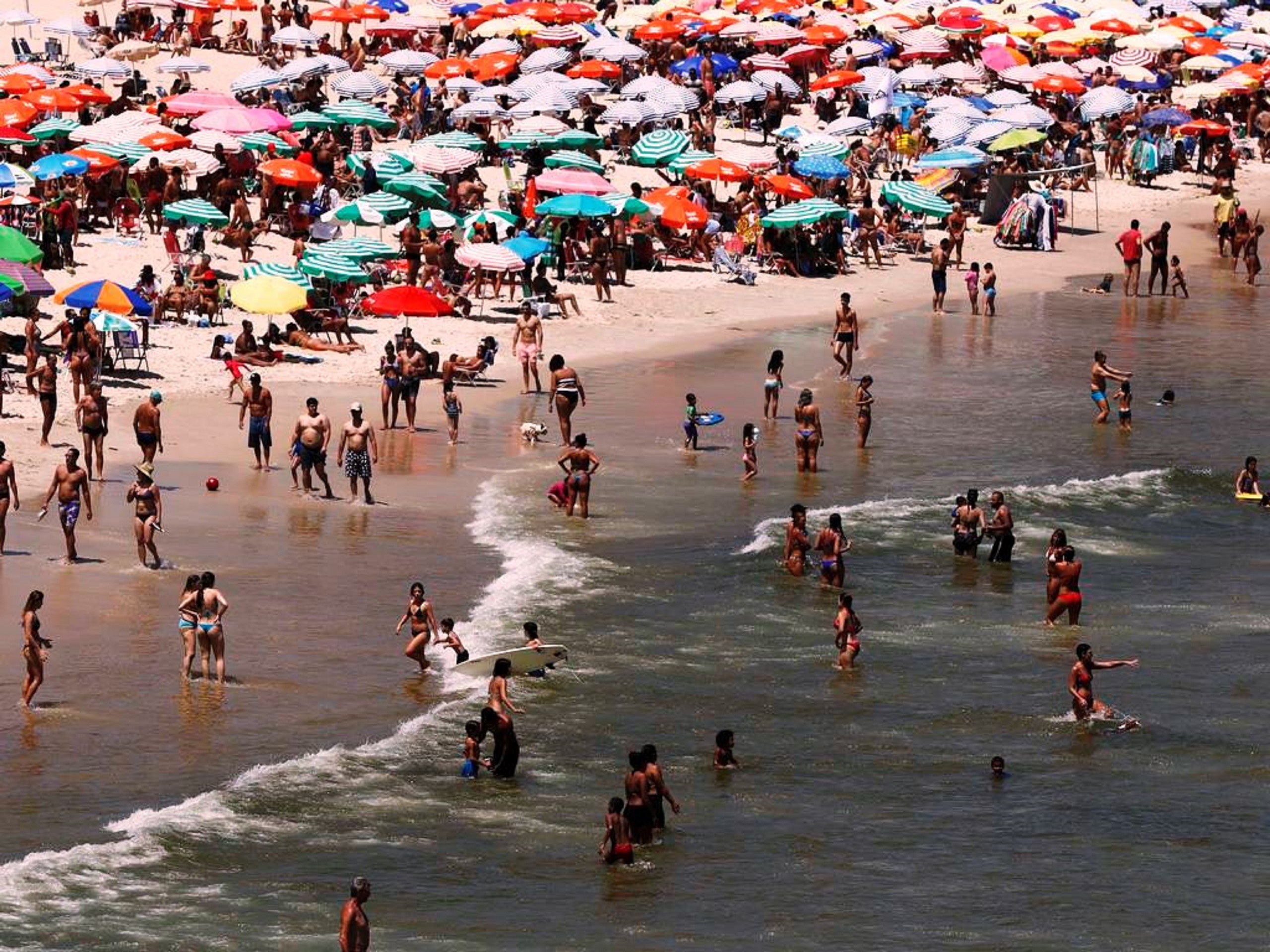 Perigo no Paraíso: Conheça as doenças mais comuns nas praias e como se prevenir