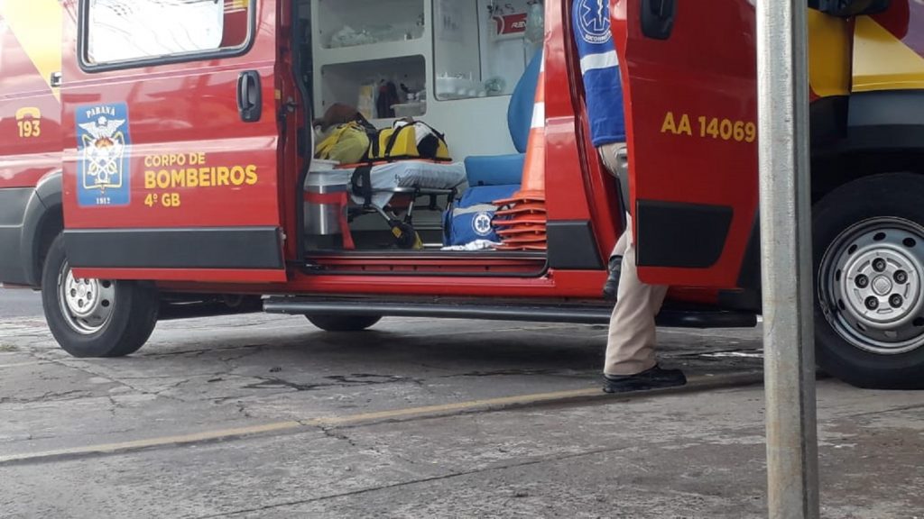Homem é agredido a pauladas na Rua Rio da Paz