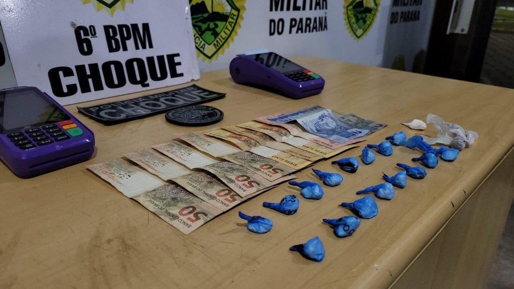 Choque e Serviço Reservado da PM detêm quatro pessoas suspeitas de tráfico de drogas no Bairro Universitário