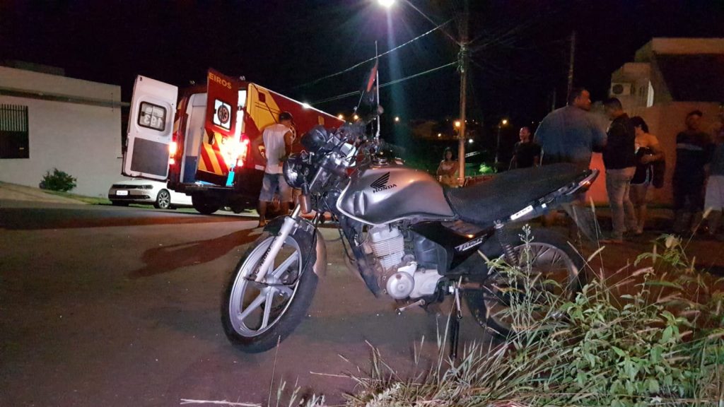 Motociclista sofre fratura em forte colisão contra carro no Bairro Neva