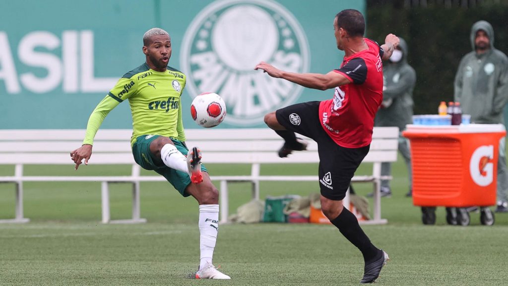 Rony e Wesley marcam no primeiro jogo-treino da temporada