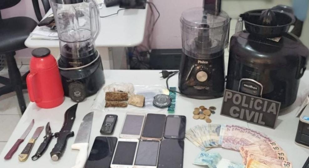 Policiais civis fecham ponto de venda de drogas durante investigação sobre envolvidos em roubos de caminhão em Amambai