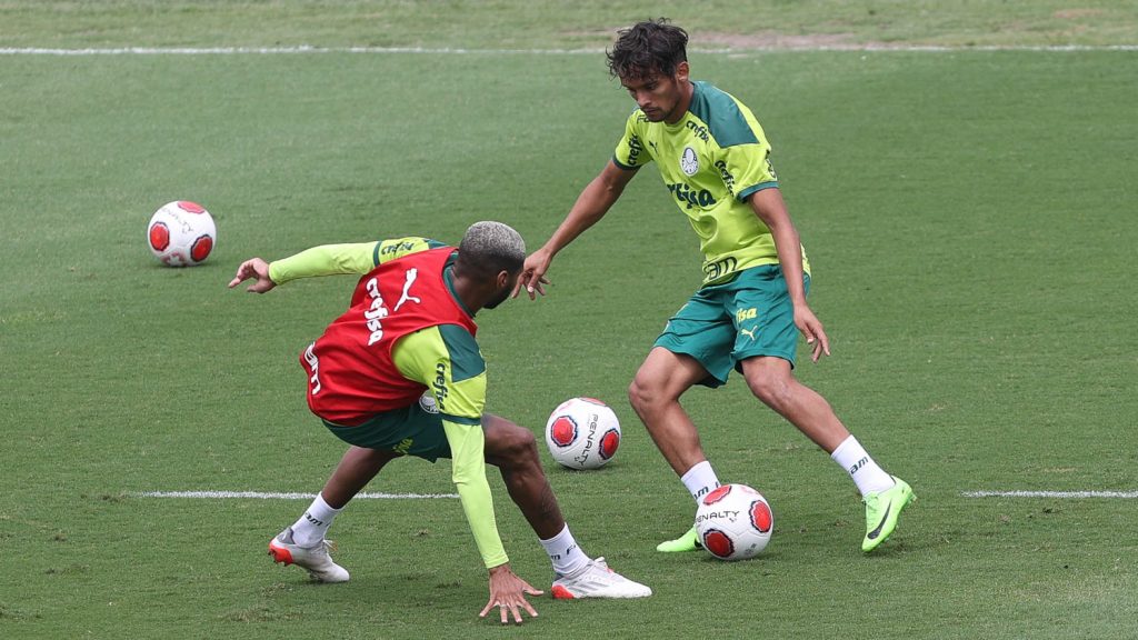Com novidades, Palmeiras aprimora aspectos defensivos e ofensivos na Academia