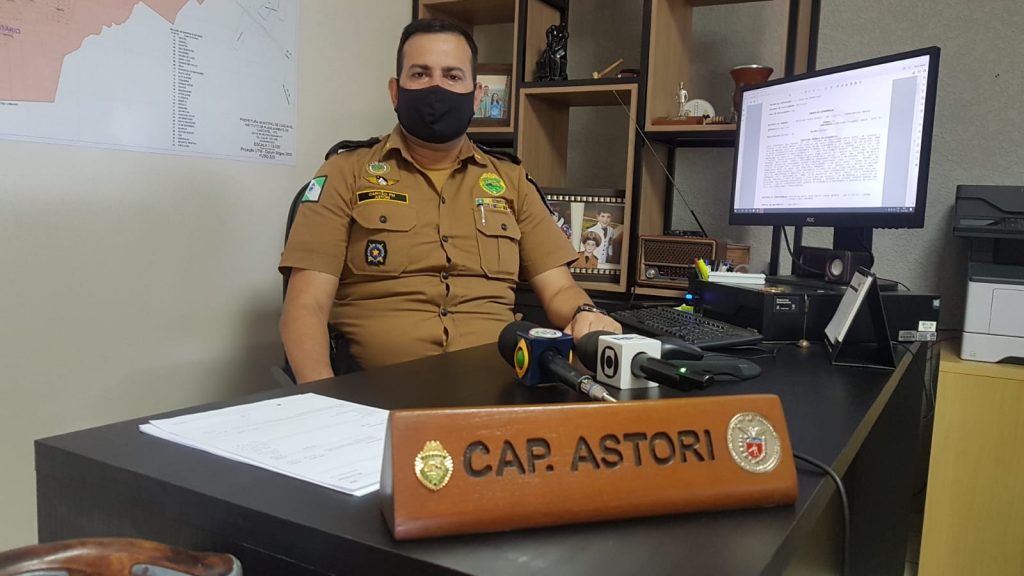 Médico suspeito de matar cachorro relatou à polícia que animal fez “xixi” no lugar errado