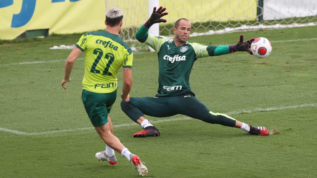 Palmeiras encerra terça-feira com movimentações específicas de ataque e defesa