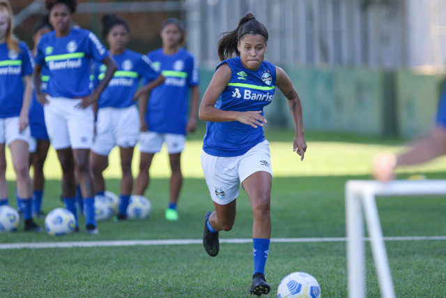 Gurias Gremistas retomam trabalhos focadas na temporada inédita com três competições
