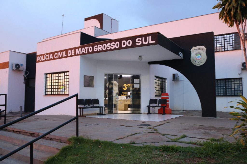 Mulher de 23 anos é presa por receptação qualificada em Campo Grande