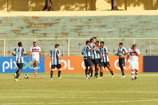 Grêmio derrota o Santa Cruz-PE e segue na disputa da Copa São Paulo