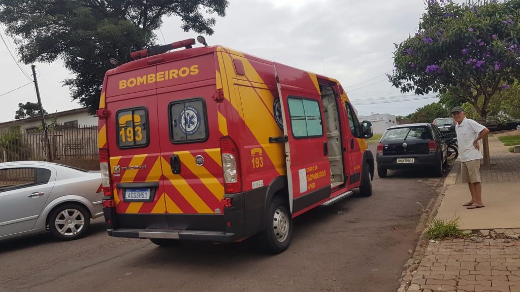 Homem de 30 anos tem dois dedos da mão amputados após acidente de trabalho