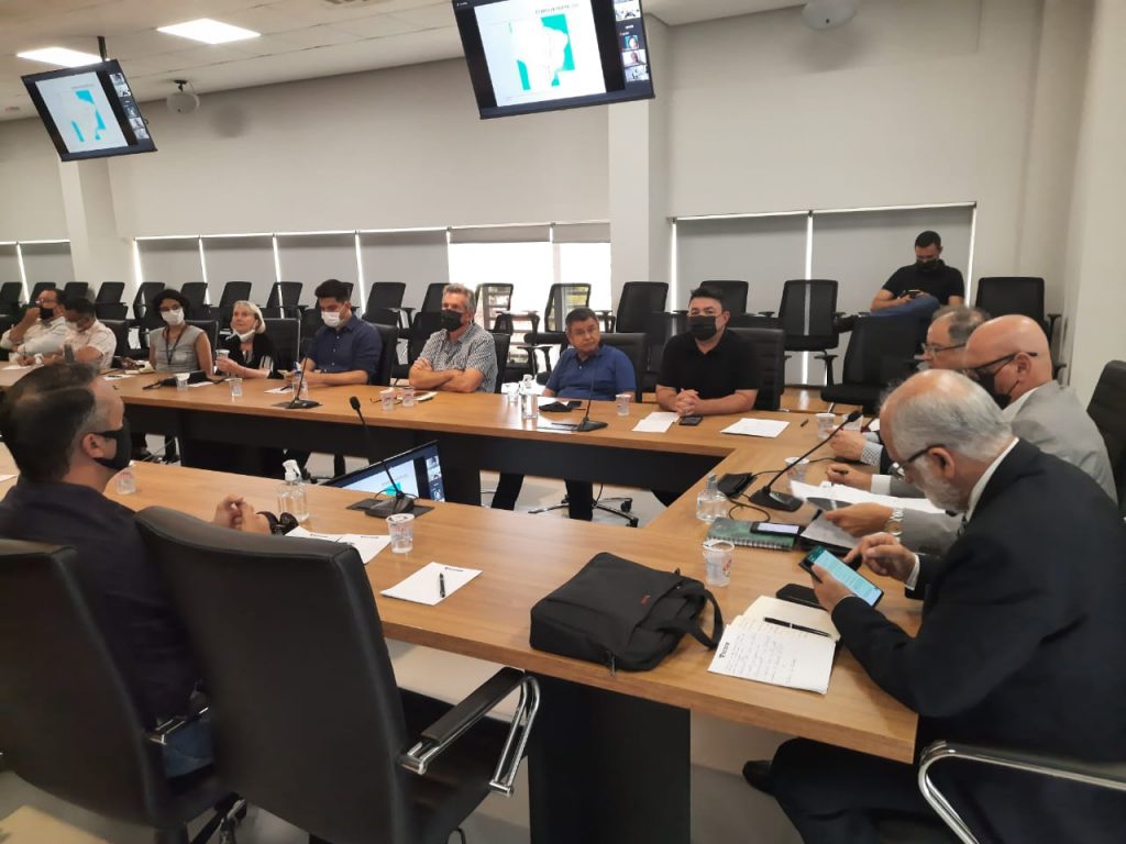 Prefeito em exercício ressalta a importância da sociedade civil nas discussões sobre logística